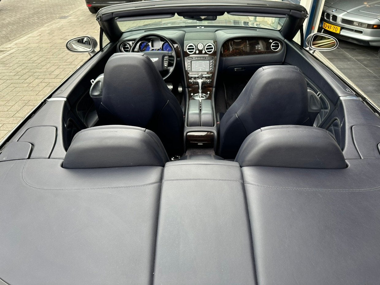 Bentley Continental GTC 6.0 W12 ORIGINEEL NL AUTO. NIEUWE VE, Auto's, Bentley, Automaat, Gebruikt, 4 stoelen, Bedrijf