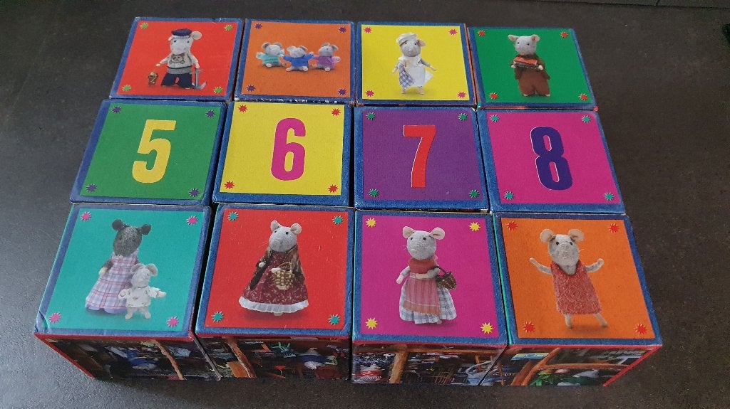 Het Muizenhuis Speelblokken, 12 stuks in doos. 8A10, Kinderen en Baby's, Tweedehands verkoop, Tweedehands verkoop, Gebruikt, Ophalen of Verzenden