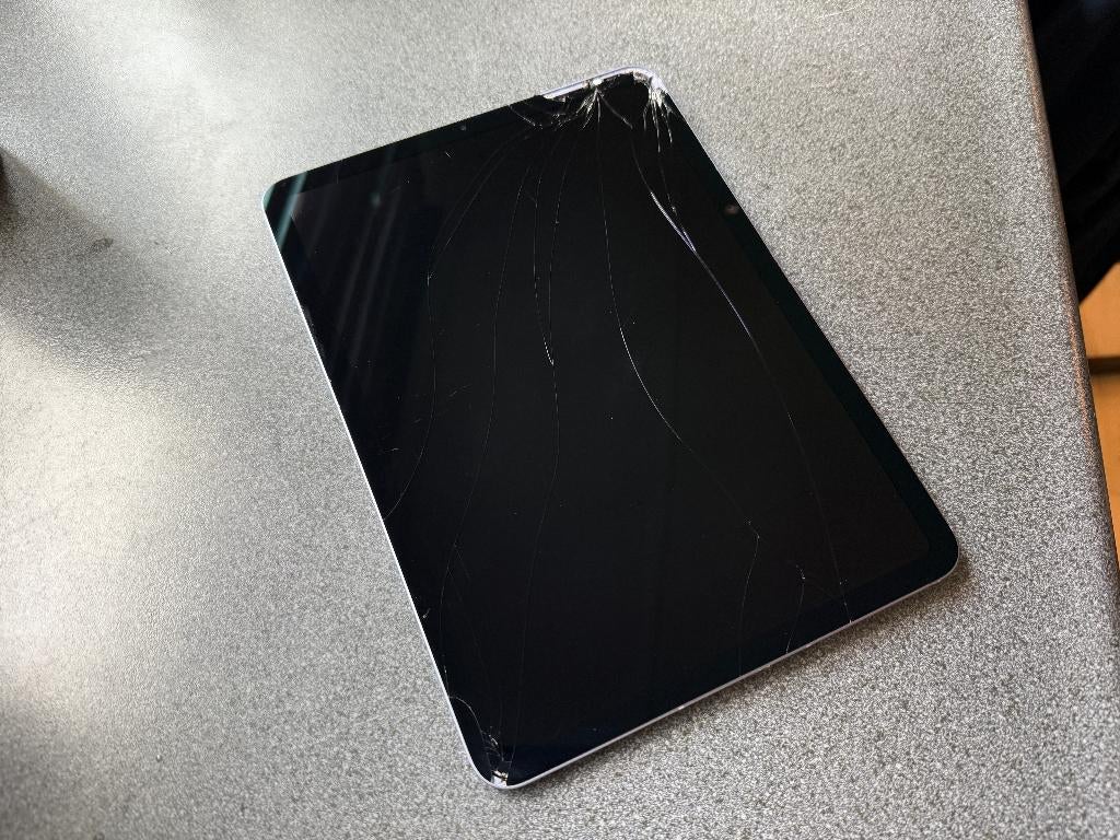 iPad Air 2022 5e generatie, WiFi + 5G, Telecommunicatie, Mobiele telefoons | Batterijen en Accu's, Ophalen of Verzenden, Niet werkend