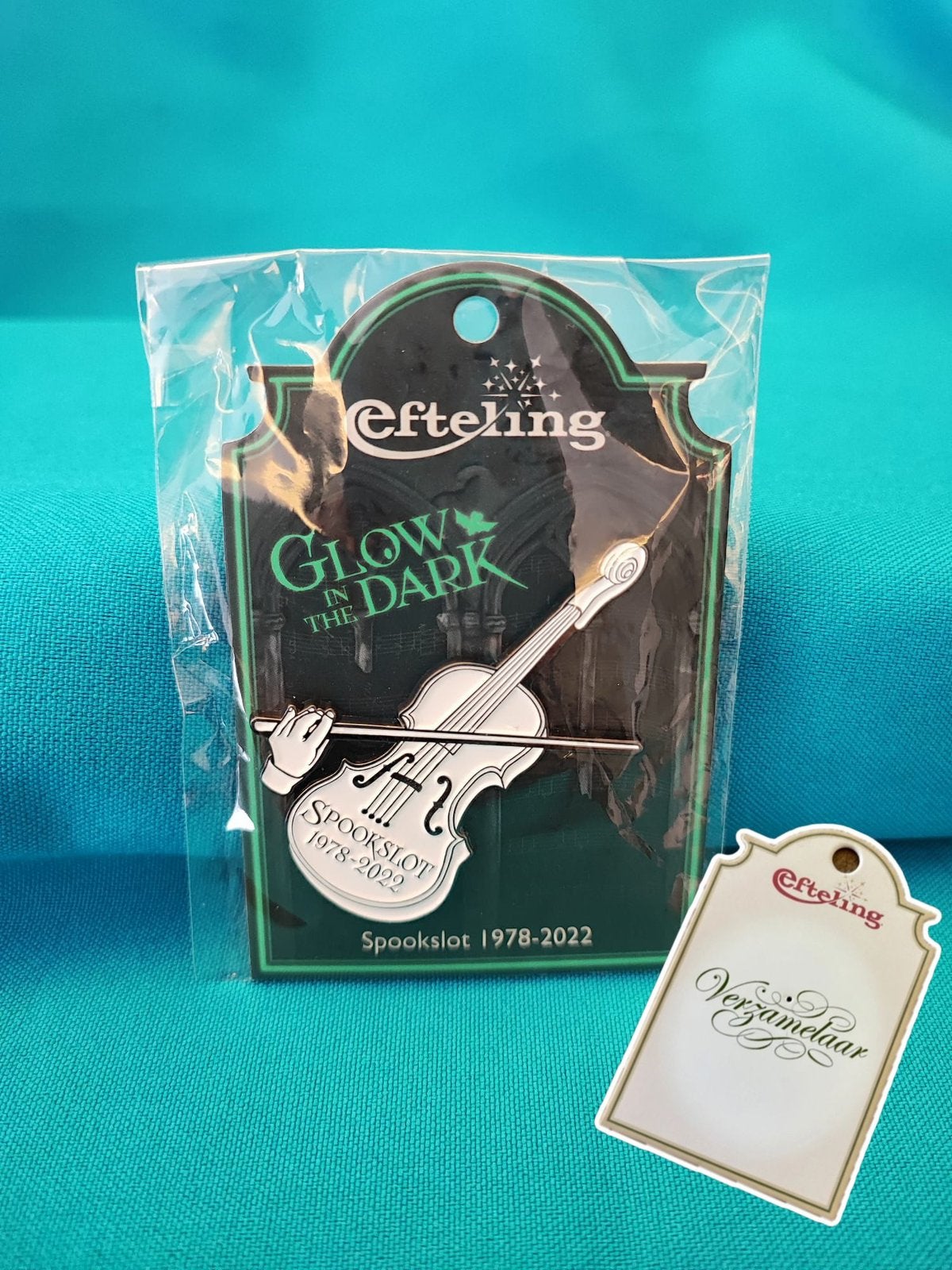 Efteling pin Spookslot viool 1978-2022., Verzamelen, Efteling, Zo goed als nieuw, Button of Speldje, Ophalen of Verzenden