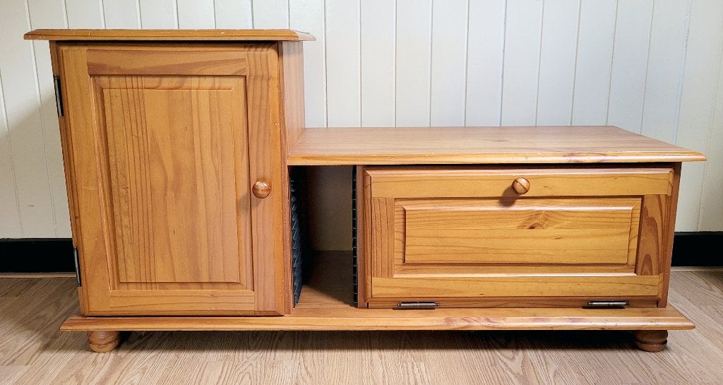 Grenen kast 63,5 x 132 x 44 cm, Ophalen, Gebruikt