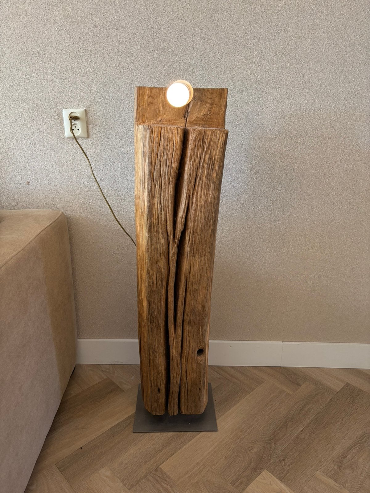 Oud gebint vloerlamp, Ophalen, Zo goed als nieuw, Hout, 150 tot 200 cm