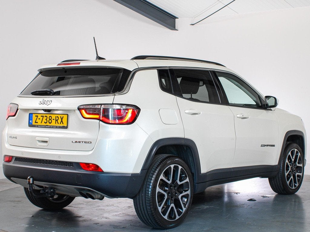 Jeep Compass 1.4 MultiAir Limited 4x4 Trekhaak, Stoel/Stuurv, Automaat, 450 kg, Gebruikt, 4 cilinders