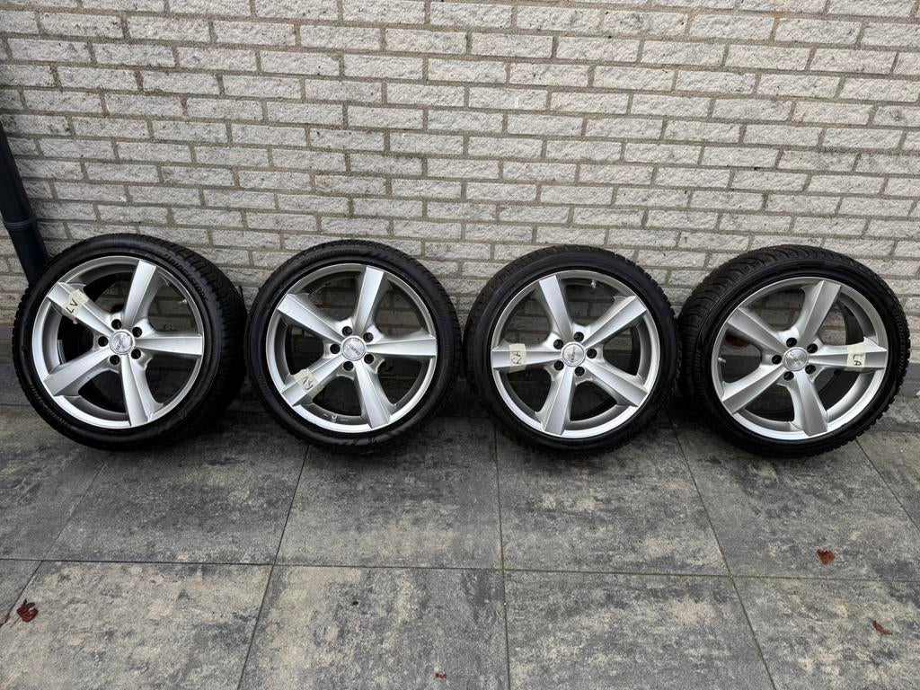 Winterbanden set Bridgestone op 18 inch Dezent velgen, Ophalen, 18 inch, Gebruikt, Banden en Velgen
