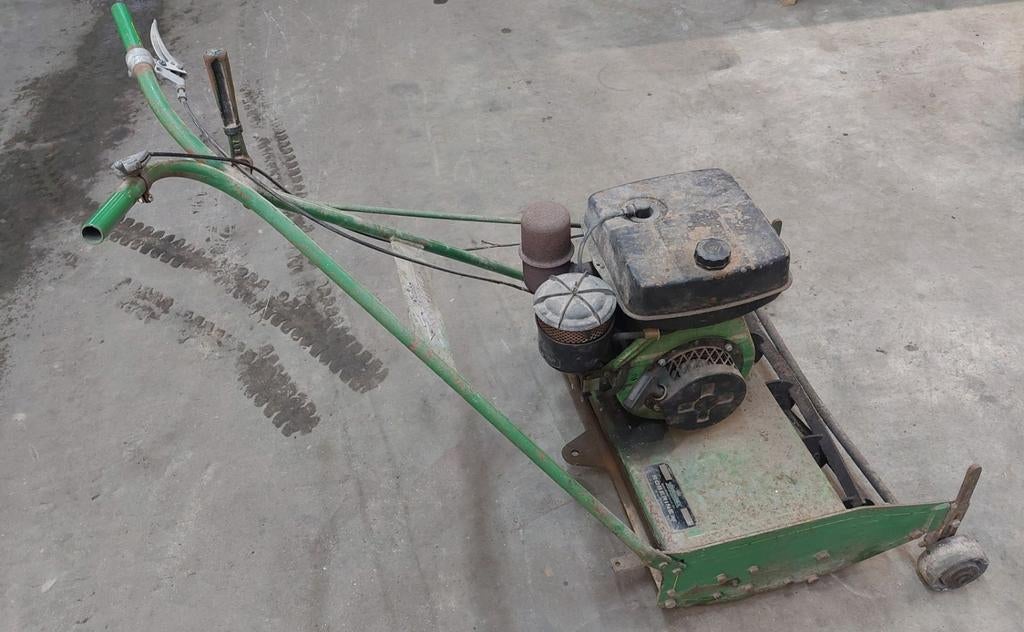 Sabo Roberine motor kooimaaier voor loop of sloop, Tuin en Terras, Ophalen, Gebruikt, Versnellingen, Benzine-grasmaaier