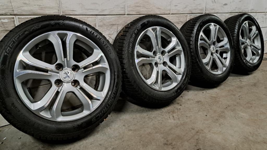 Bicolor velgen Peugeot 208 207 C3 Partner Berlingo 195/55/16, Gebruikt, 16 inch, Banden en Velgen, Personenwagen