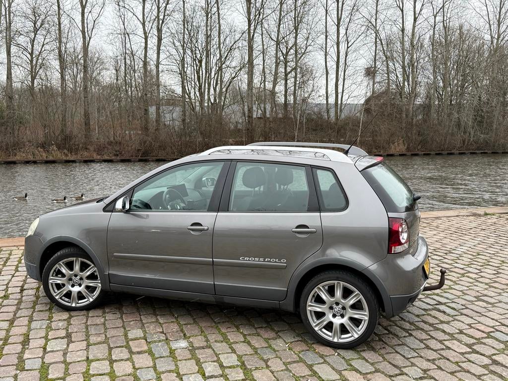 Volkswagen Polo 1.4 16V 59KW Cross 2009 Grijs Km NAP, Auto's, Voorwielaandrijving, 15 km/l, Origineel Nederlands, Parkeersensor