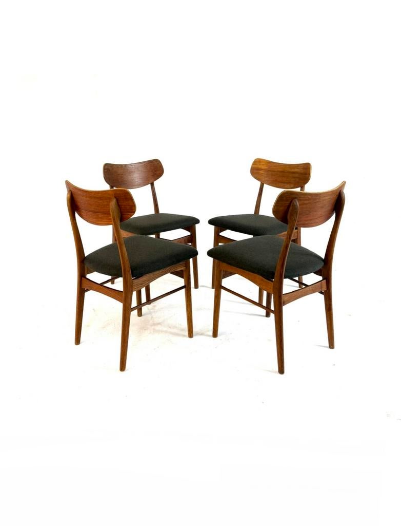 4x gerestaureerde eetkamerstoel, Farstrup Møbler ‘60, Huis en Inrichting, Stoelen, Zo goed als nieuw, Hout, Stof, Bruin, Ophalen of Verzenden