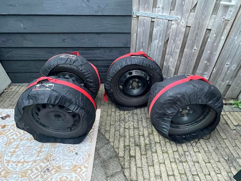 Winterbanden met stalen velg, Auto-onderdelen, Banden en Velgen, Gebruikt, 16 inch, Banden en Velgen, Personenwagen