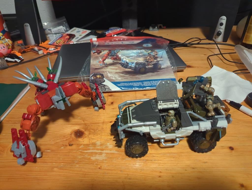 Halo mega construx bloks forgehog vs banished Goliath, Kinderen en Baby's, Speelgoed | Bouwstenen, Ophalen of Verzenden, Zo goed als nieuw