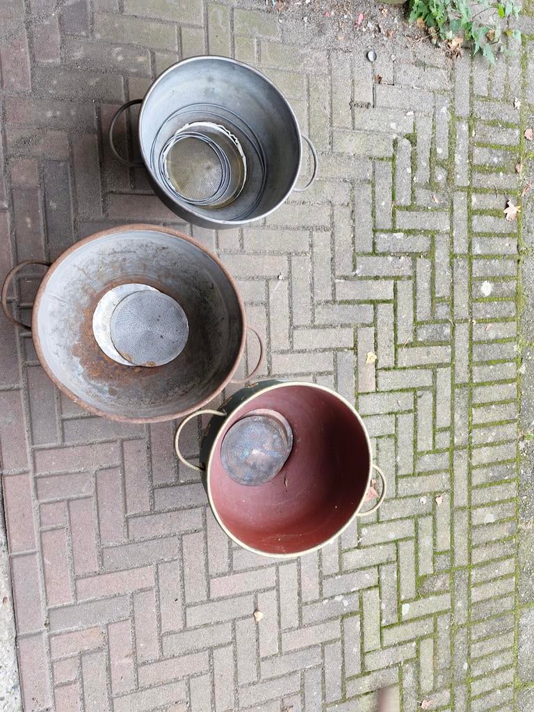 3 .melkbus zeven een keer 20 liter en twee en 30.liter, Tuin en Terras, Tuinwanddecoratie, Ophalen of Verzenden