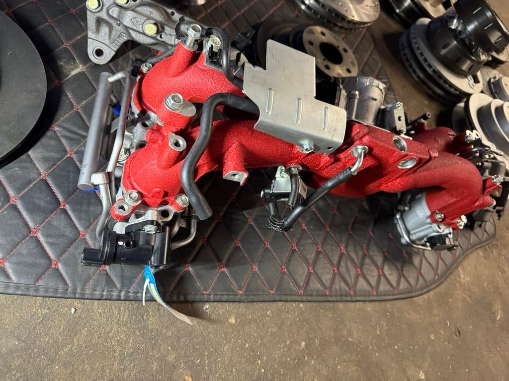 Subaru STI Intake Manifold – Complete Set (NEW), Ophalen of Verzenden, Nieuw, Subaru