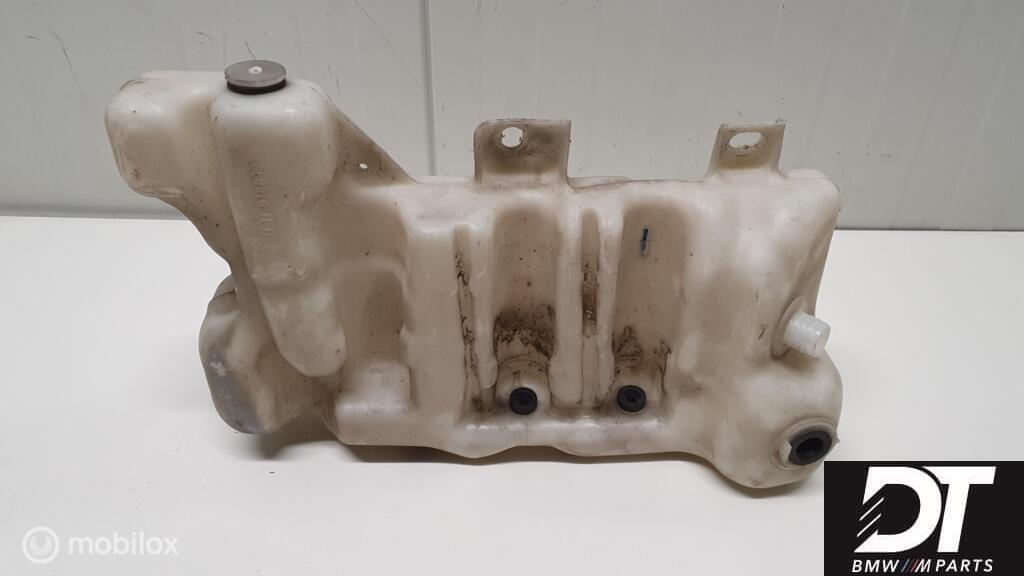 Ruitensproeierreservoir BMW 5-serie E39 61677044896, Gebruikt, Ophalen of Verzenden, BMW, BMW