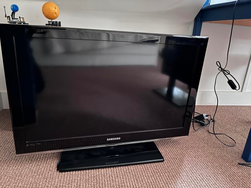 Samsung LE32C530F1W, 50 Hz, Ophalen of Verzenden, Samsung, 100 cm of meer
