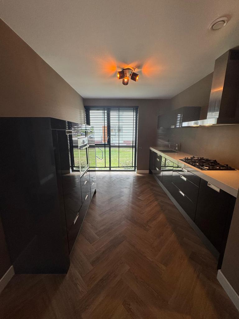 Nette Rechte Keuken + Wandkast + Apparatuur + GEDEMONTEERD, Huis en Inrichting, Keuken | Complete keukens, Overige kleuren, Dubbelwandige keuken