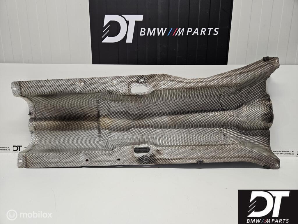 Hitteschild uitlaat BMW M6 E63 S85 V10 S85B50 51487898124, Gebruikt, Ophalen of Verzenden, BMW, BMW