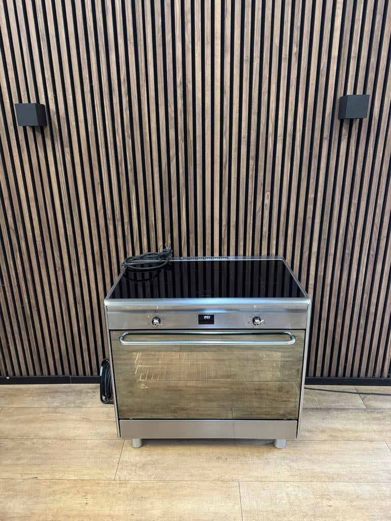 Zeer Luxe Rvs Smeg Fornuis INDUCTIE (Gratis bezorgen), 5258sh, Zo goed als nieuw, Energieklasse A of zuiniger, Inductie