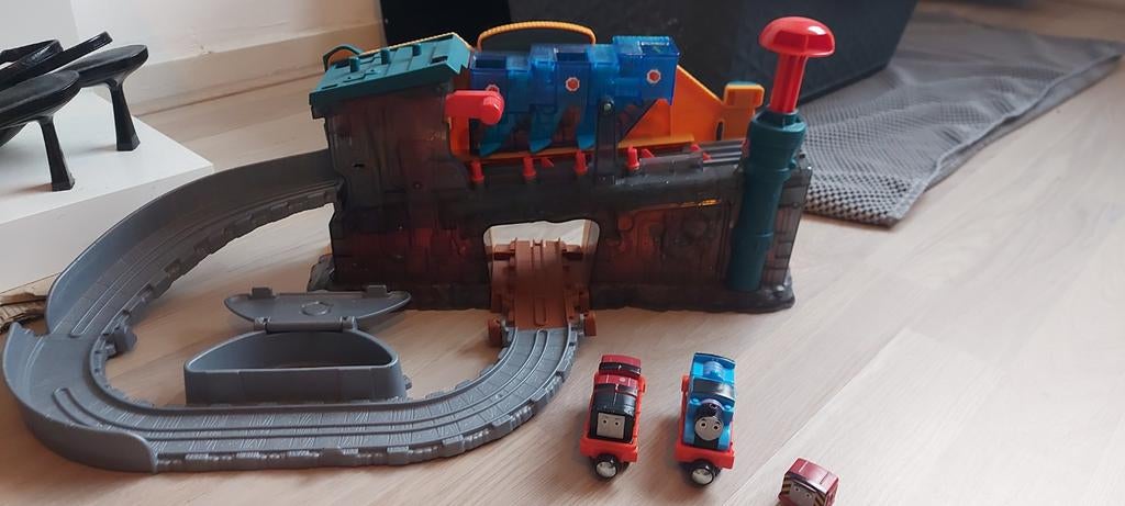 Thomas de Trein Station met Vriendjes, Ophalen, Gebruikt