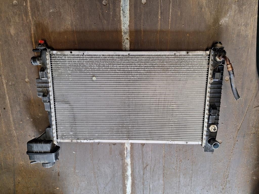 Radiateur Mercedes A-Klasse w168 A190 automaat, Ophalen, Gebruikt, Mercedes-Benz