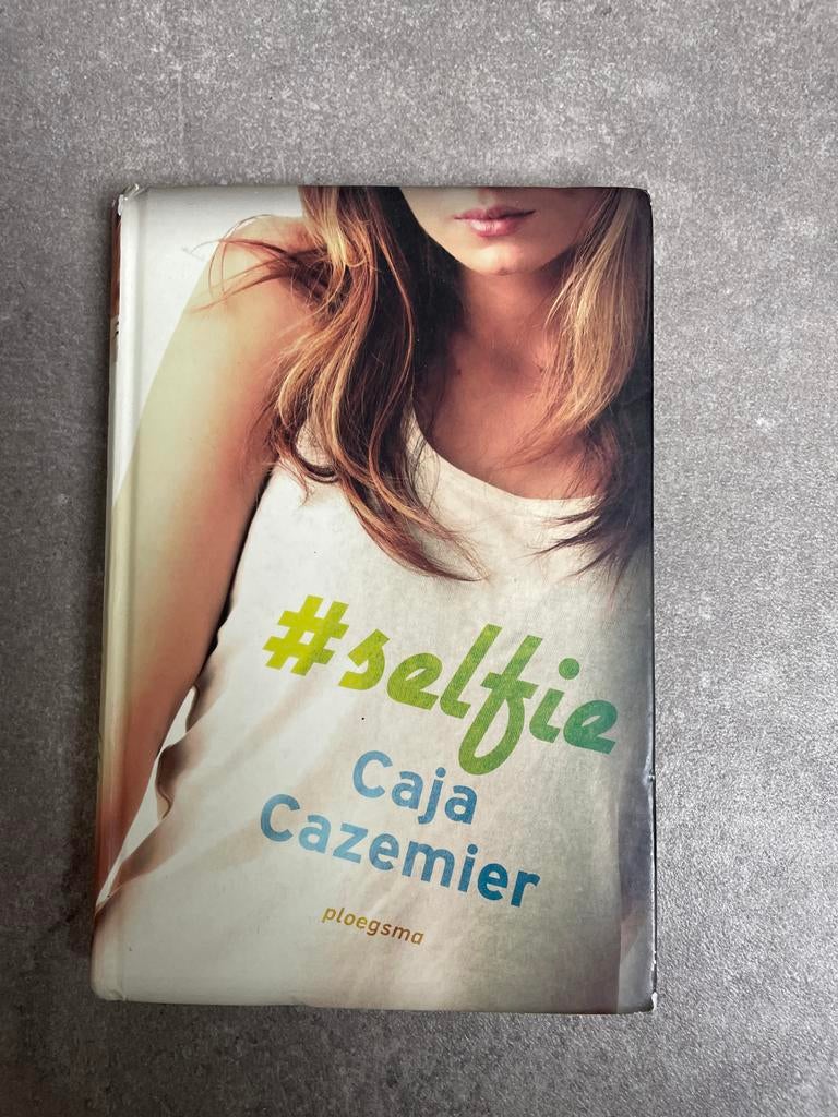 #Selfie - Caja Cazemier, Boeken, Ophalen of Verzenden, Gelezen, Nederland
