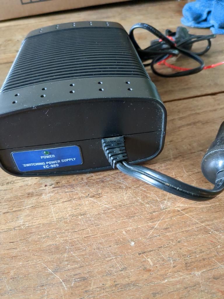 Switching power supply. Model ec-989, Ophalen of Verzenden