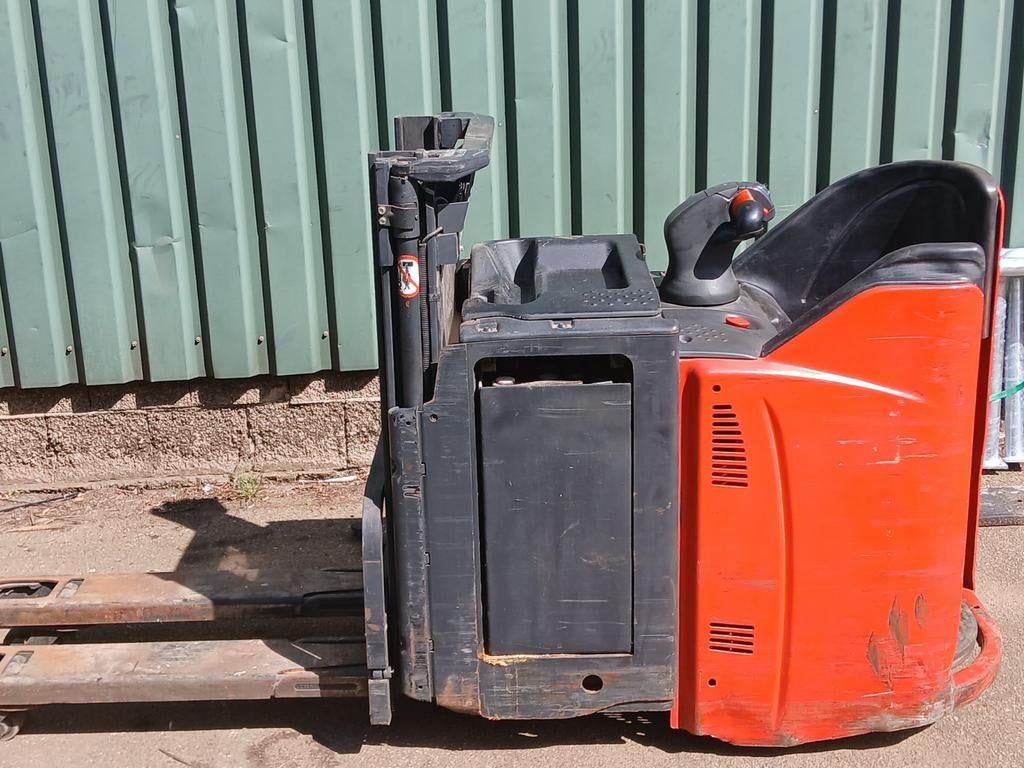Linde stapelaar, Zakelijke goederen, Machines en Bouw | Heftrucks en Intern transport, Linde, Heftruck, Ophalen of Verzenden, Elektrisch