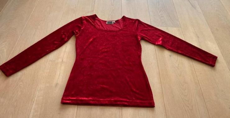Truitje L fluweel stretch nieuwstaat, Ophalen of Verzenden, Zo goed als nieuw, Maat 42/44 (L), Rood