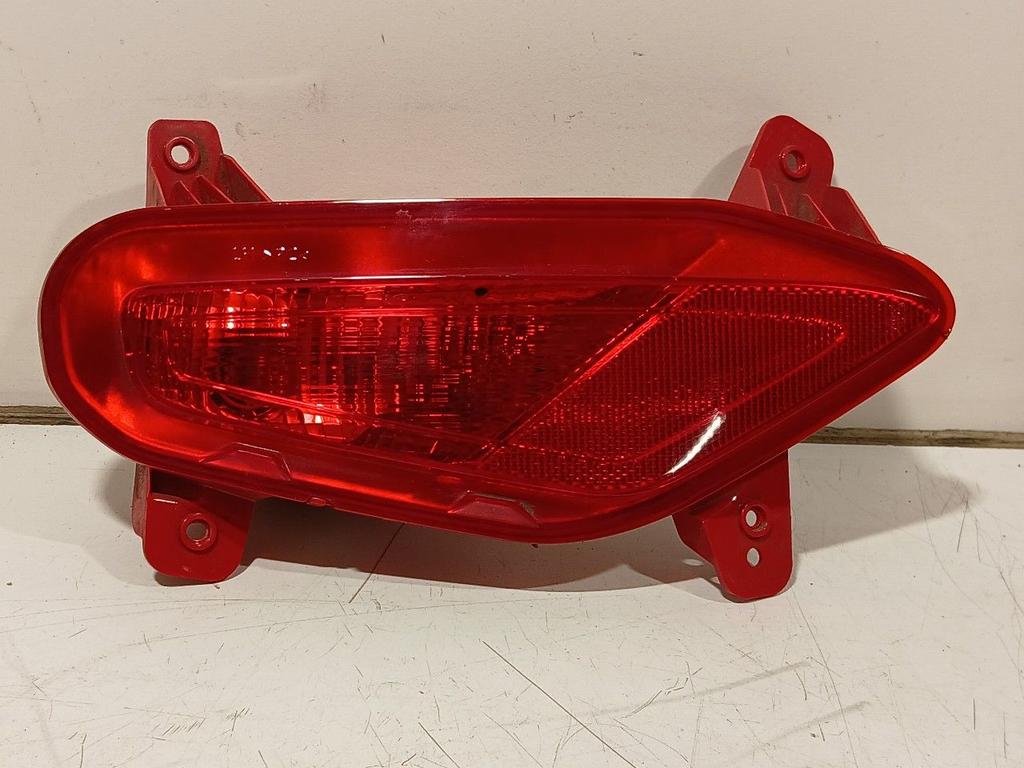 Mistlamp Kia Stonic, Onderdelen@venauto.nl, Van der Ven Autorecycling B.V., Ettenseweg 76, 4706 PB Roosendaal, The Netherlands
