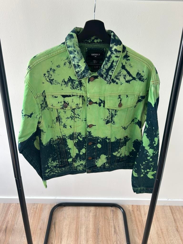 Forever 21 DIY Spijkerjas – Monster Patch – Maat S – Unisex, Ophalen of Verzenden, Zo goed als nieuw, Groen