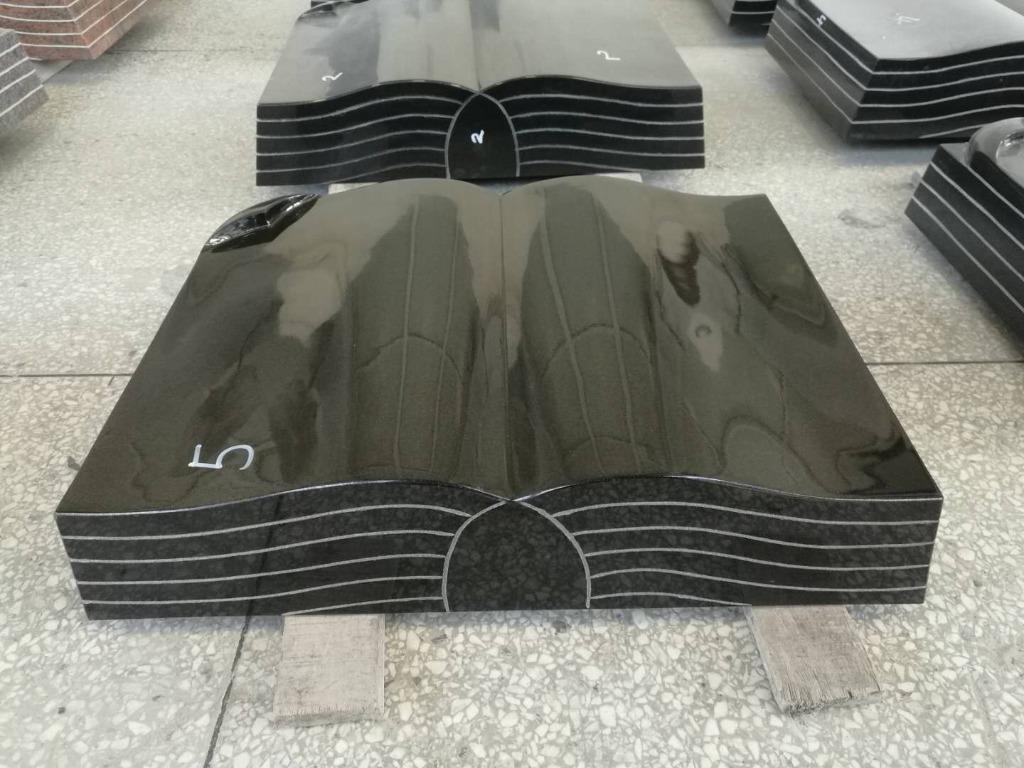 gedenkstenen / grafmonumenten gepolijst graniet in boekvorm, Ophalen, Nieuw