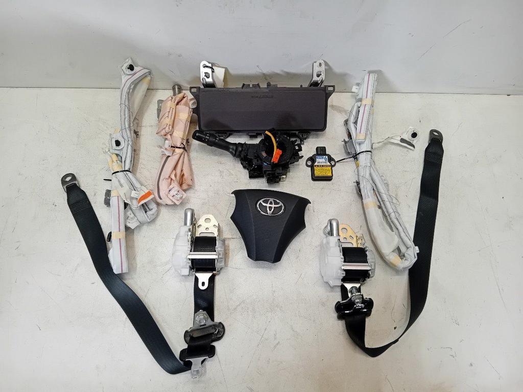 Airbag set Toyota iQ, Onderdelen@venauto.nl, Van der Ven Autorecycling B.V., Gebruikt, Ettenseweg 76, 4706 PB Roosendaal, The Netherlands