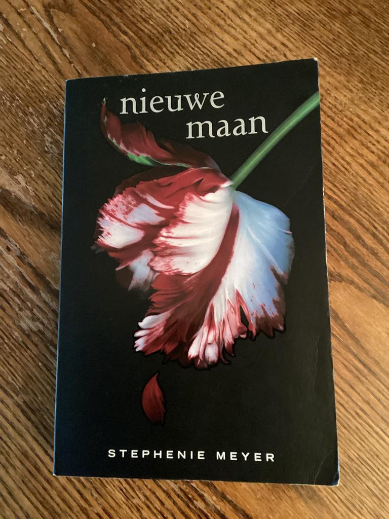 Nieuwe maan - Stephenie Meyer., Ophalen of Verzenden, Zo goed als nieuw