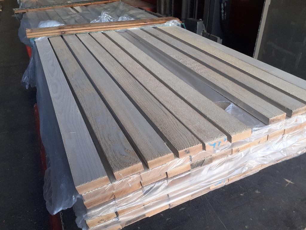 Partij 22m2 Western Red Cedar open gevelbekleding 101 st 335, Ophalen of Verzenden, Nieuw, 250 cm of meer, Planken