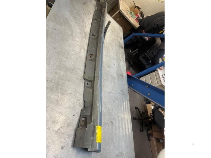 Zijskirt links van een Saab 9-5, Auto-onderdelen, Gebruikt, -, -, Ophalen of Verzenden