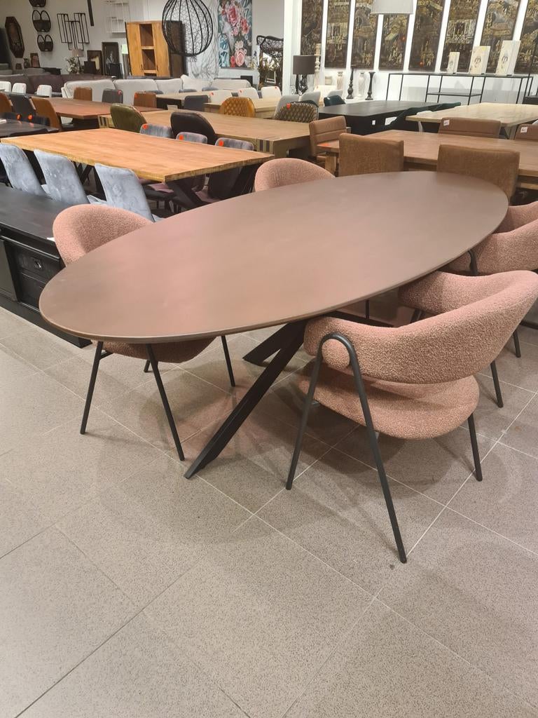 Nieuwe eettafel ovaal 240x110cm eiken €595, Ophalen, ., Nieuw, .