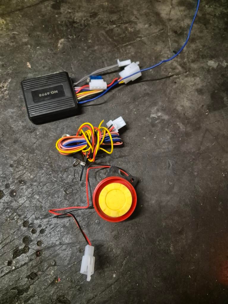 Scooter Alarm Systeem, Ophalen of Verzenden, Nieuw, Slot, Universeel