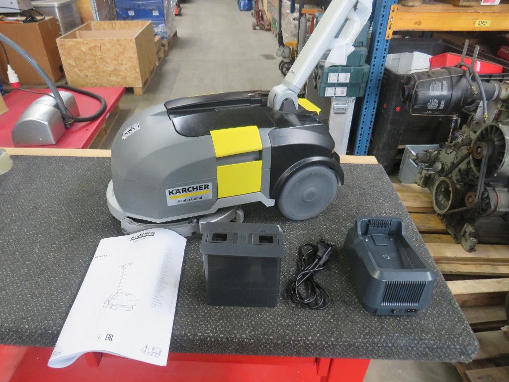 KÄRCHER BD 30/4 BP PACK SCHROB-/ZUIGMACHINE op accu nieuw, Schrobmachine, Karcher, Nieuw, Zandhaarweg