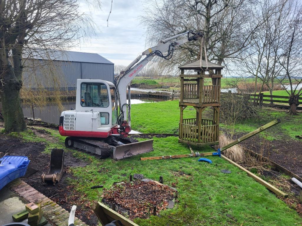 Takeuchi TB135 2006, Zakelijke goederen, Machines en Bouw | Kranen en Graafmachines, Ophalen, Graafmachine