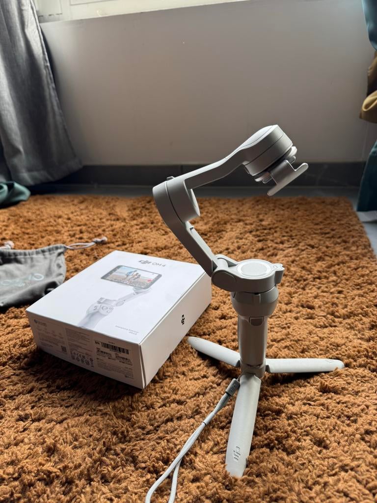 DJI Osmo Mobile 4 - Gimbal Stabilizer, Audio, Tv en Foto, Actiecamera's, Ophalen, Zo goed als nieuw, GoPro