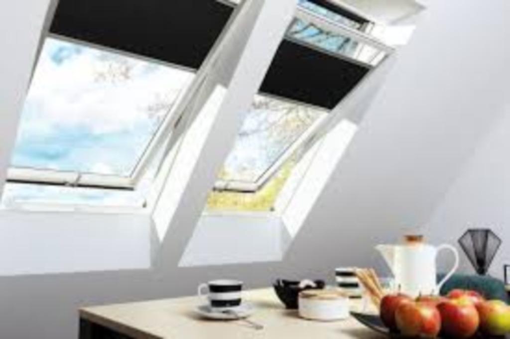 Aanbieding! Dakraam Fakro (Velux maten) incl. gootstuk!!!!, Ophalen, Nieuw, Dakraam, Veiligheidsglas