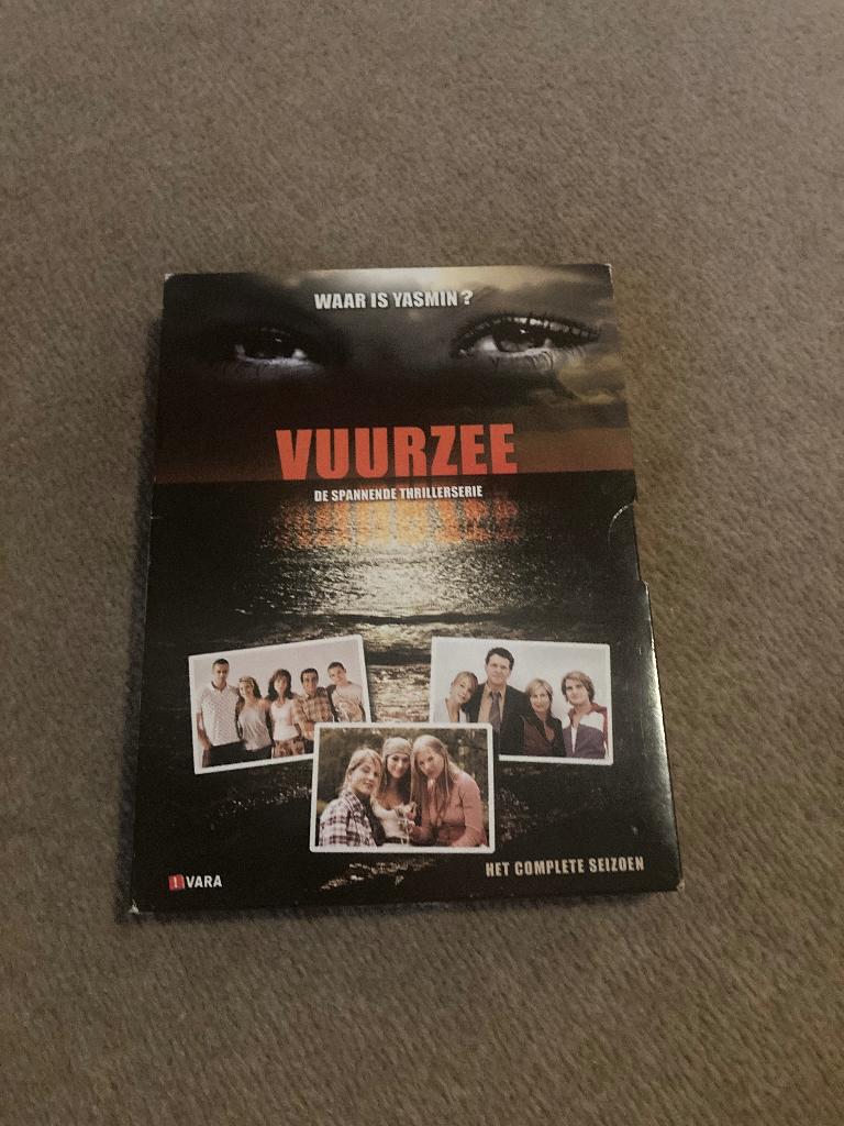 Vuurzee eerste seizoen dvd box, Cd's en Dvd's, Dvd's | Tv en Series, Gebruikt, Boxset, Ophalen of Verzenden, Vanaf 12 jaar