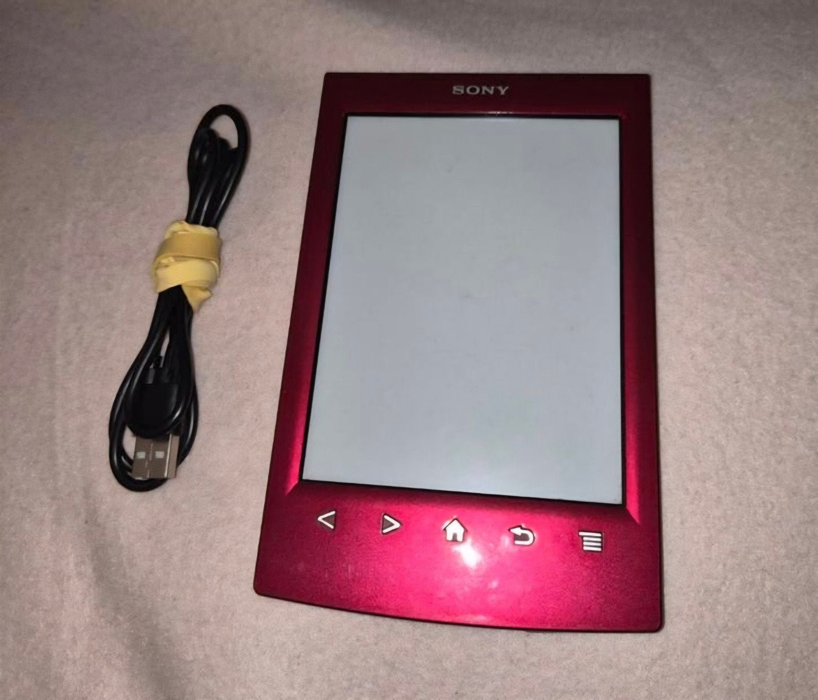 Sony Reader PRS-T2 E-reader Rood - Zo goed als nieuw, Computers en Software, E-readers, 6 inch of minder, Ophalen of Verzenden