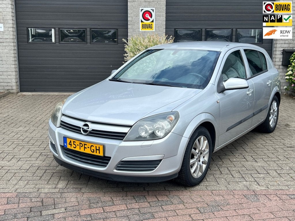 Opel Astra 1.6 Enjoy *APK 02-06-2027, Auto's, Voorwielaandrijving, Gebruikt, 4 cilinders, 1165 kg