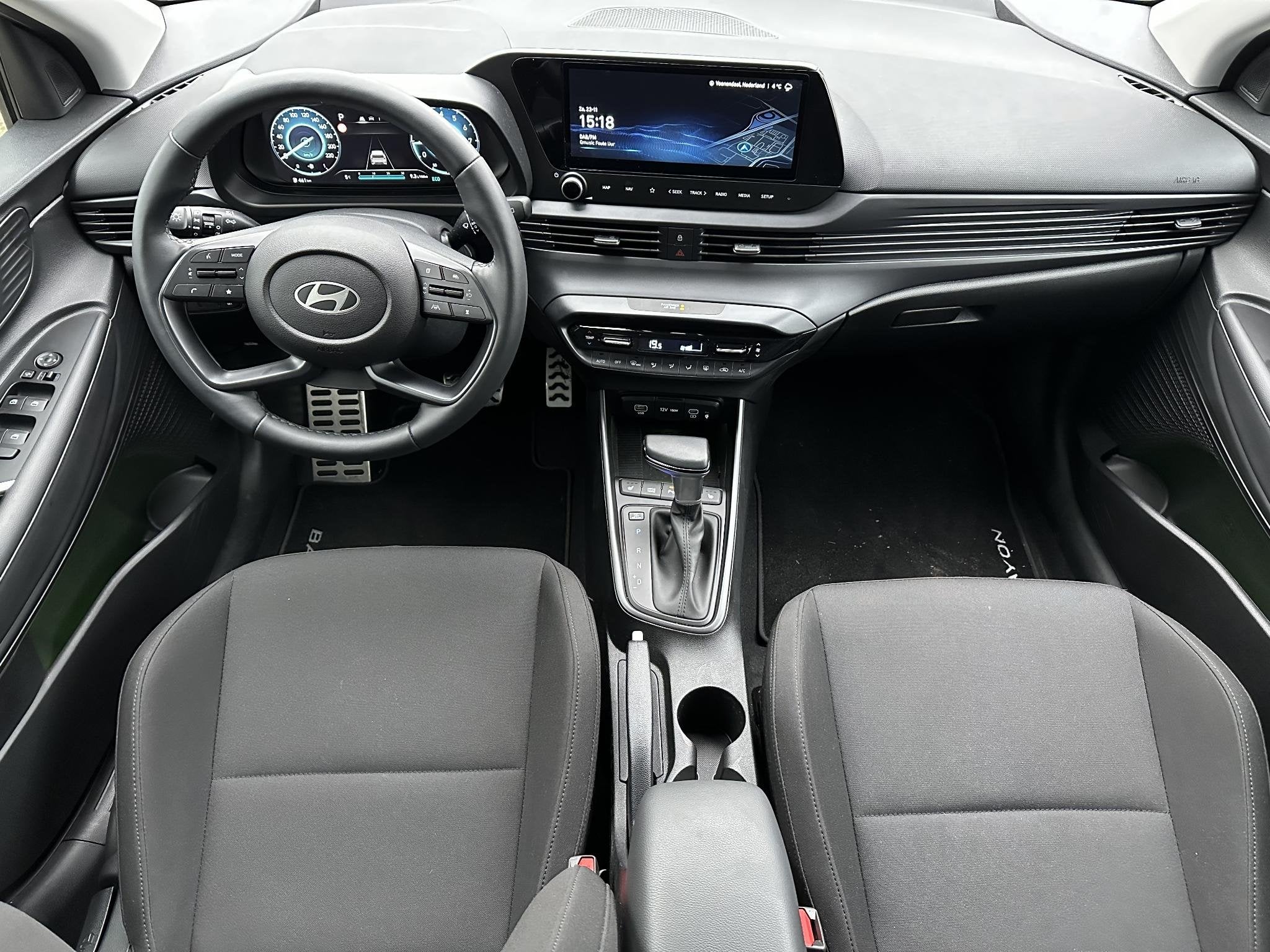 Hyundai Bayon 1.0 T-GDI Premium Sky / AUTOMAAT / Schuif kant, Euro 6, Origineel Nederlands, Bedrijf, SUV of Terreinwagen