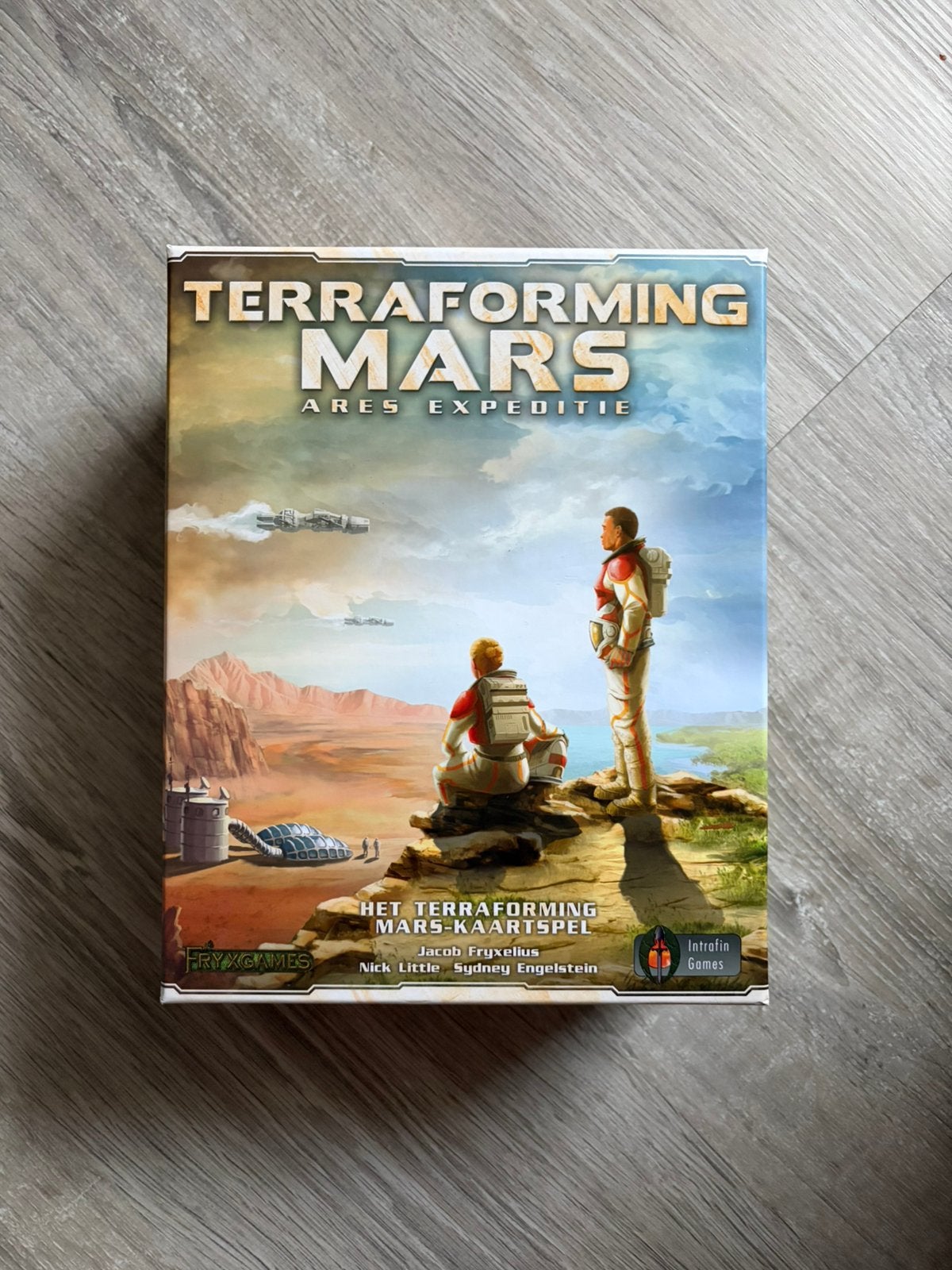 Terraforming Mars Ares Expeditie + uitbreidingen [NL], Ophalen of Verzenden, Zo goed als nieuw