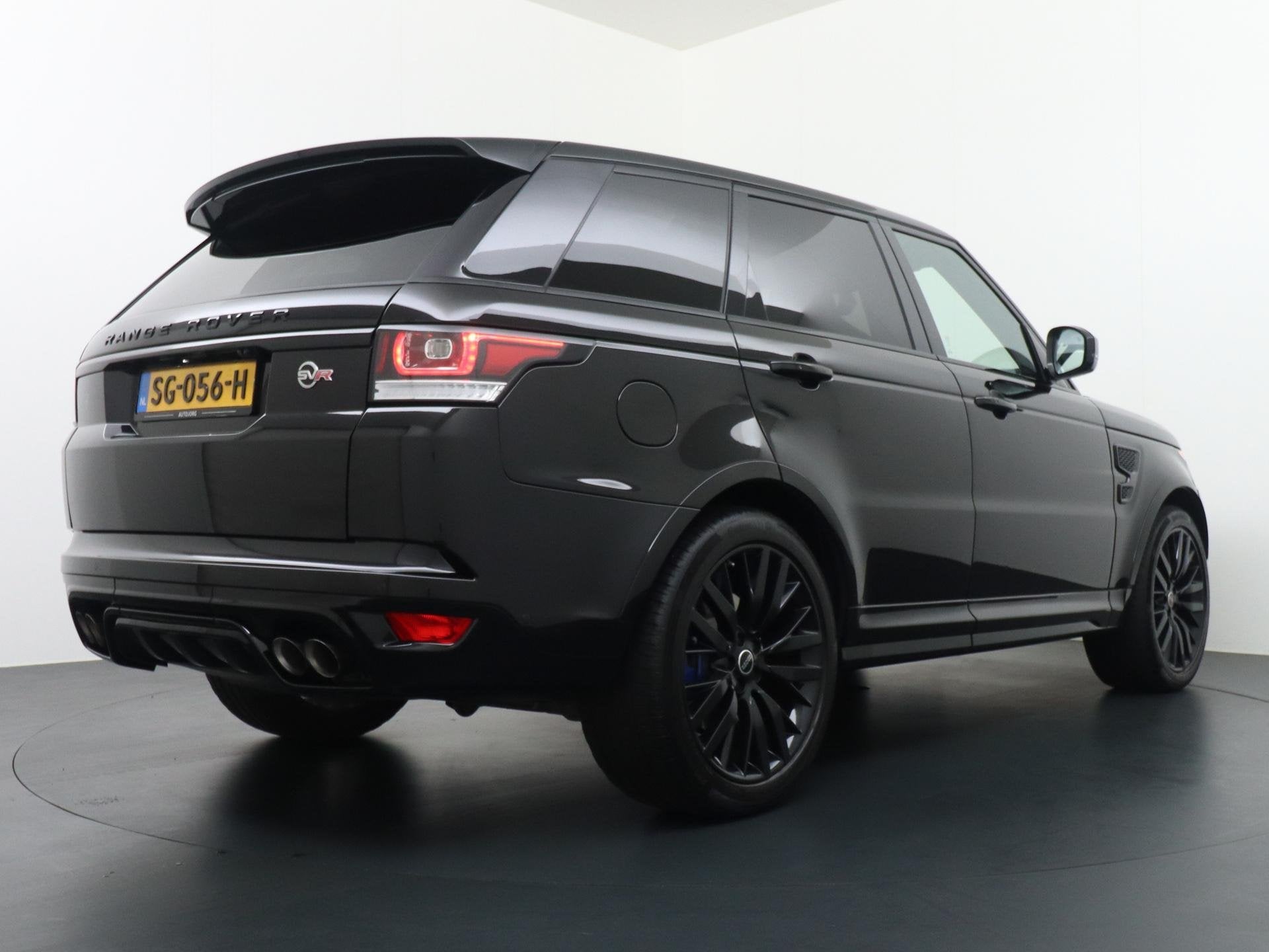 Land Rover Range Rover Sport 5.0 V8 Supercharged SVR 550 PK, Auto's, Land Rover, Automaat, 3000 kg, Zwart, Bedrijf