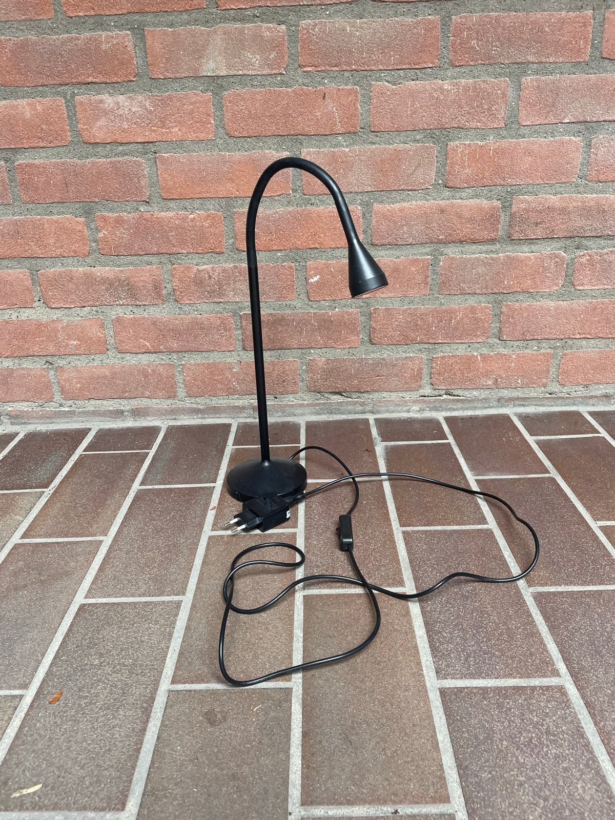 IKEA NÄVLINGE LED Bureaulamp - Zwart, Verstelbaar, Ophalen, Bureaulamp, LED verlichting, Overige fittingen