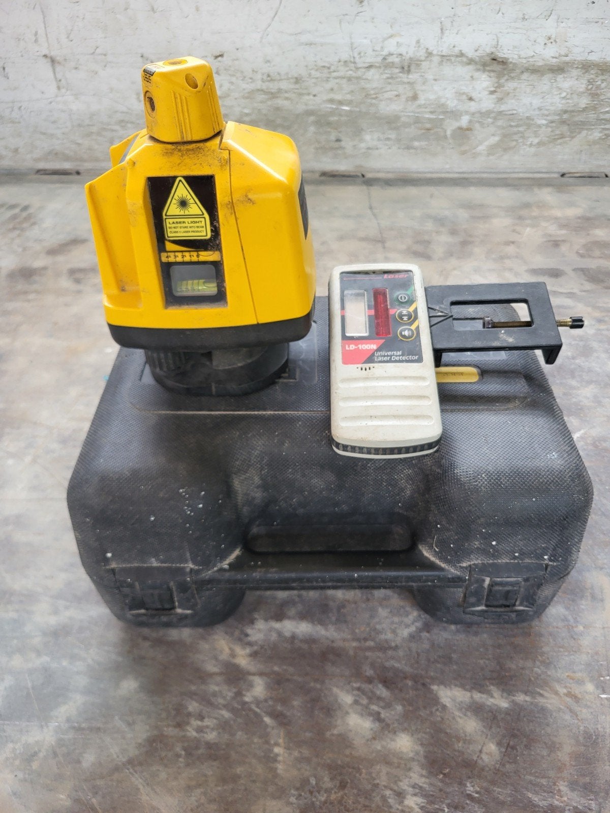 Pro shot bouwlaser, Doe-het-zelf en Verbouw, Meetapparatuur, Ophalen, Gebruikt, Afstand