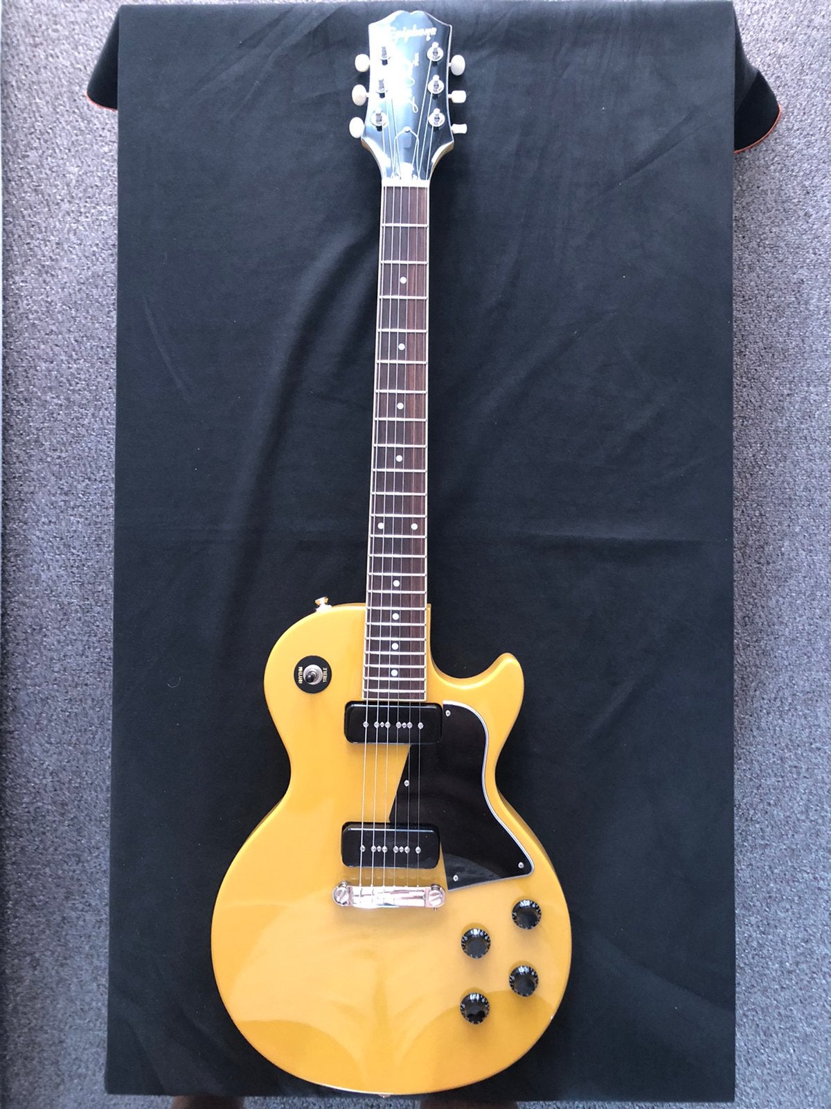 Epiphone Les Paul Special TVY 2025 incl. case, Ophalen, Zo goed als nieuw, Solid body, Epiphone