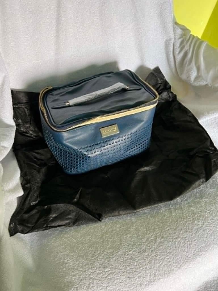 NIEUW beautycase Navy, Oriflame, Ophalen of Verzenden, Nieuw, Blauw